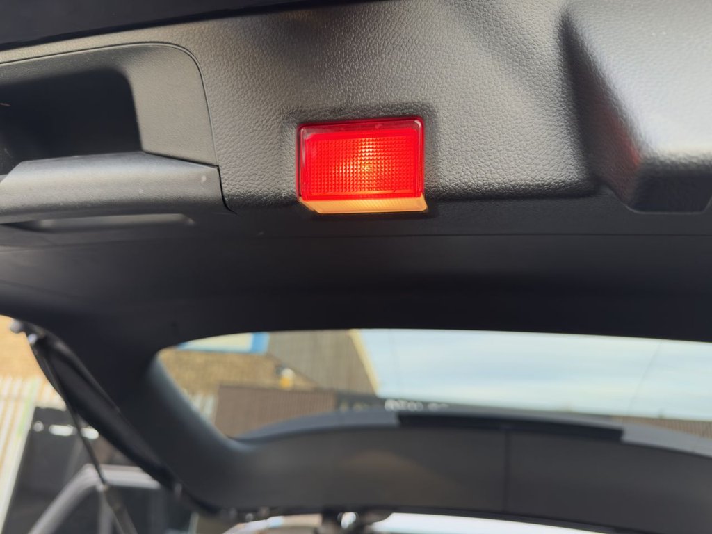 Used Mercedes-Benz GLC 2018 for sale - 76966265: Photo 13