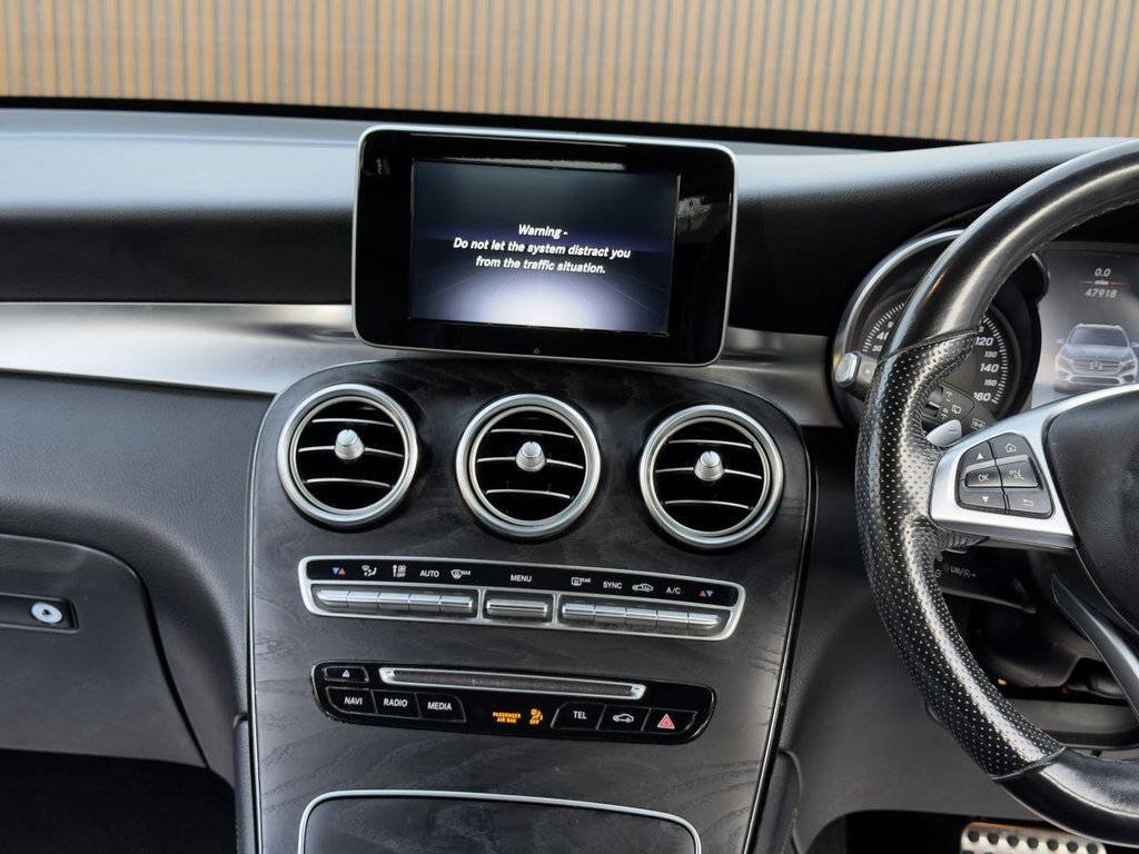 Used Mercedes-Benz GLC 2018 for sale - 76966265: Photo 27