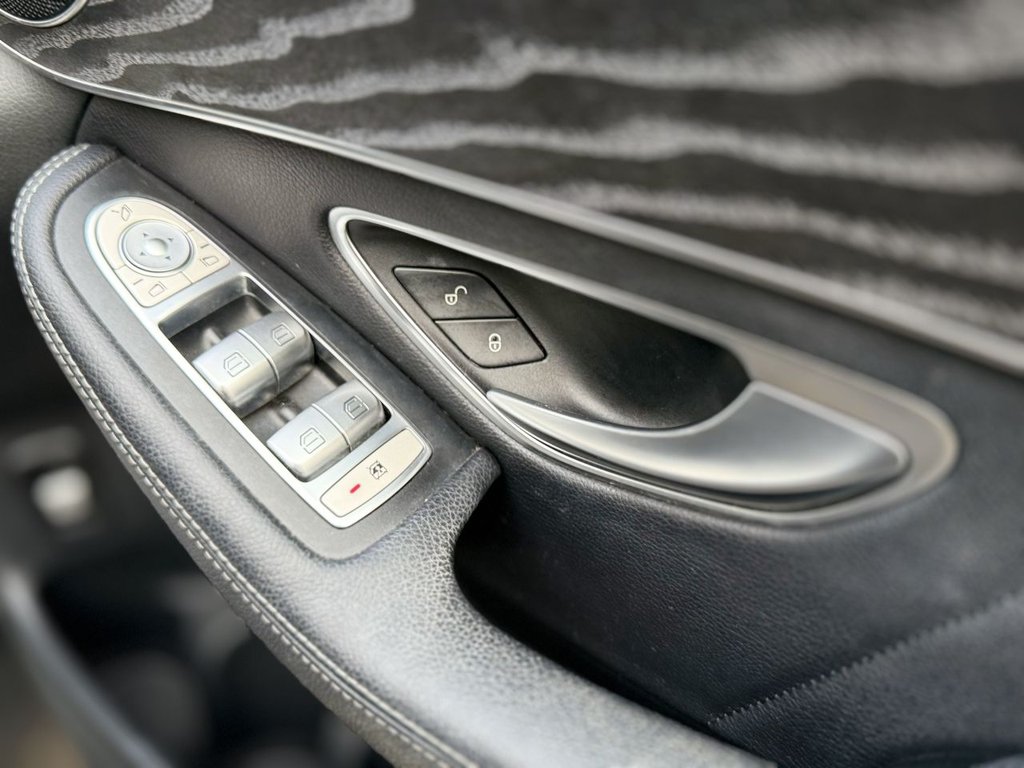 Used Mercedes-Benz GLC 2018 for sale - 76966265: Photo 29