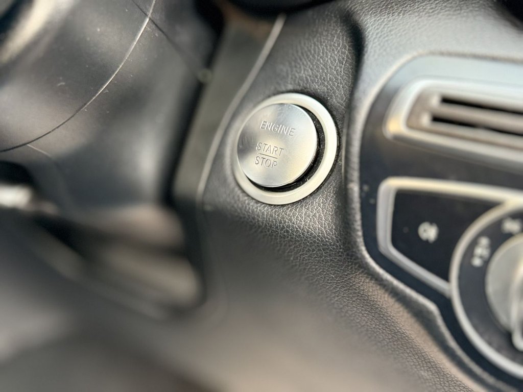 Used Mercedes-Benz GLC 2018 for sale - 76966265: Photo 35