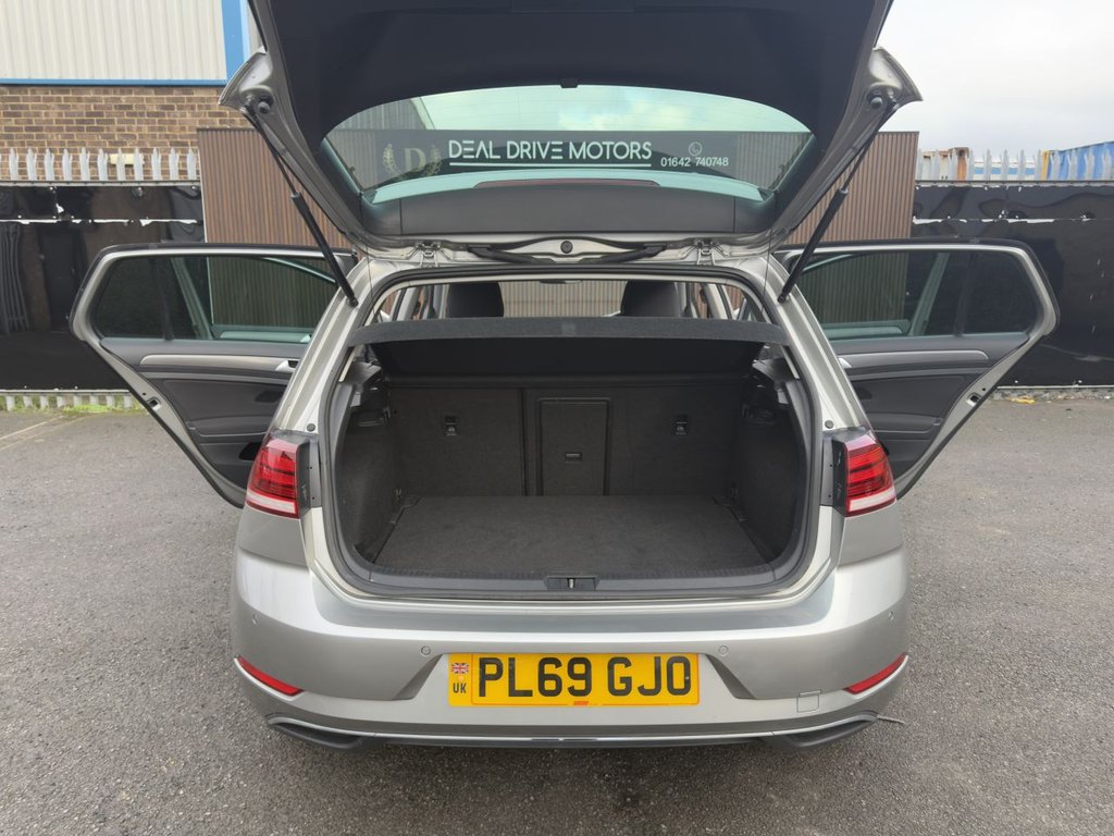 Used Volkswagen Golf 2020 for sale - 77356501: Photo 13