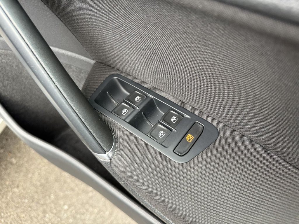 Used Volkswagen Golf 2020 for sale - 77356501: Photo 33