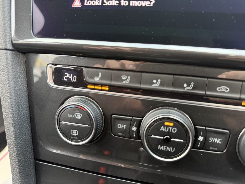 Used Volkswagen Golf 2020 for sale - 77356501: Photo 39