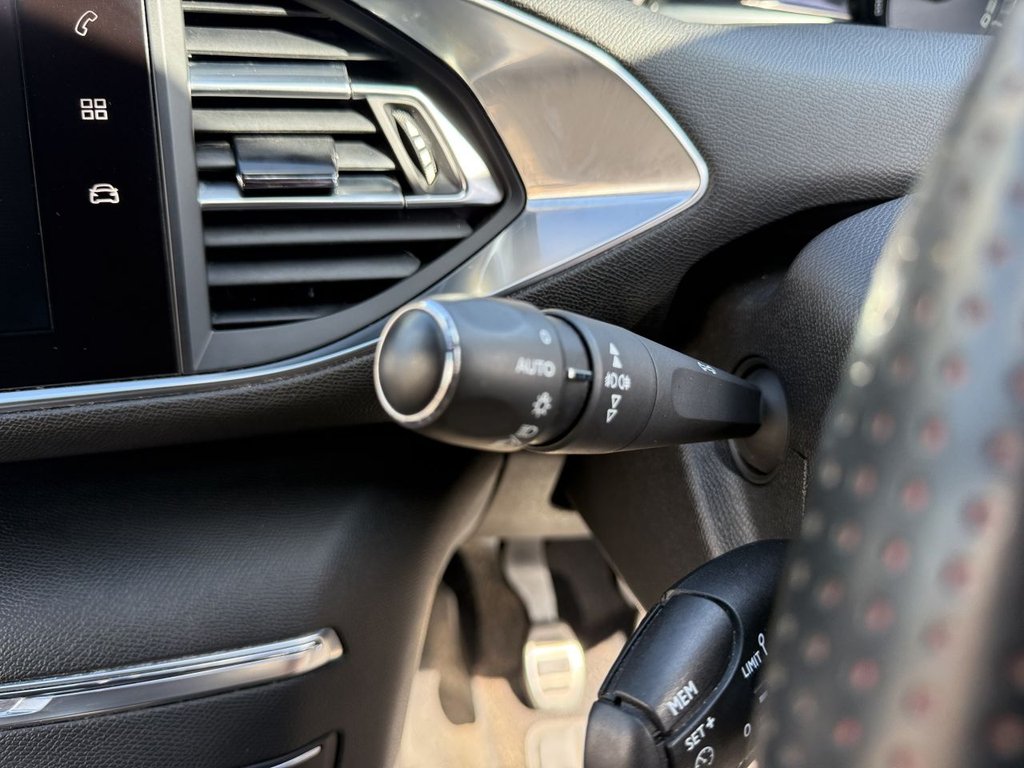 Used Peugeot 308 2017 for sale - 78215798: Photo 37