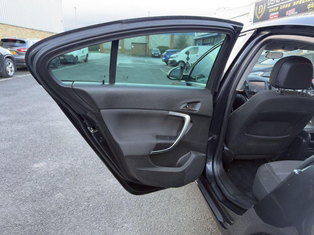 Used Vauxhall Insignia 2015 for sale - 76977418: Photo 11