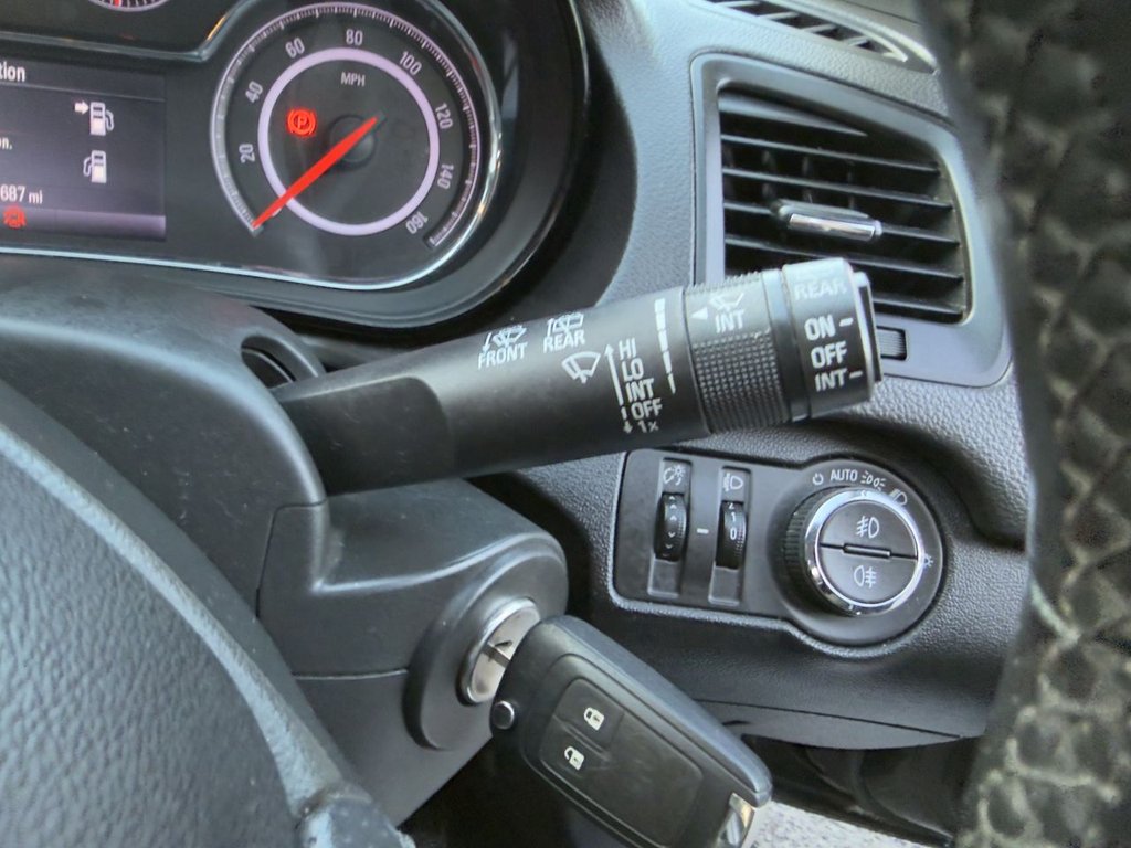 Used Vauxhall Insignia 2015 for sale - 76977418: Photo 26