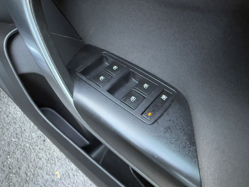 Used Vauxhall Insignia 2015 for sale - 76977418: Photo 30