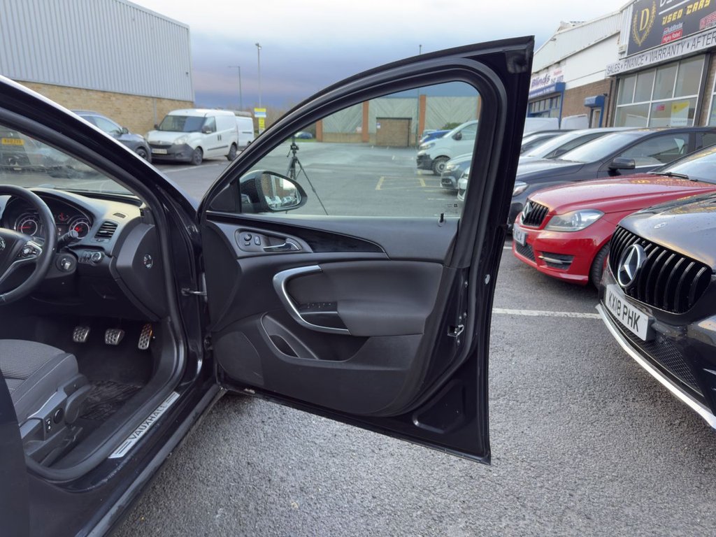Used Vauxhall Insignia 2015 for sale - 76977418: Photo 9