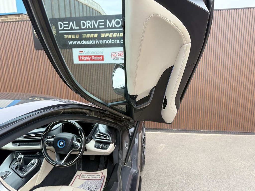 Used BMW i8 2018 for sale - 77249984: Photo 31