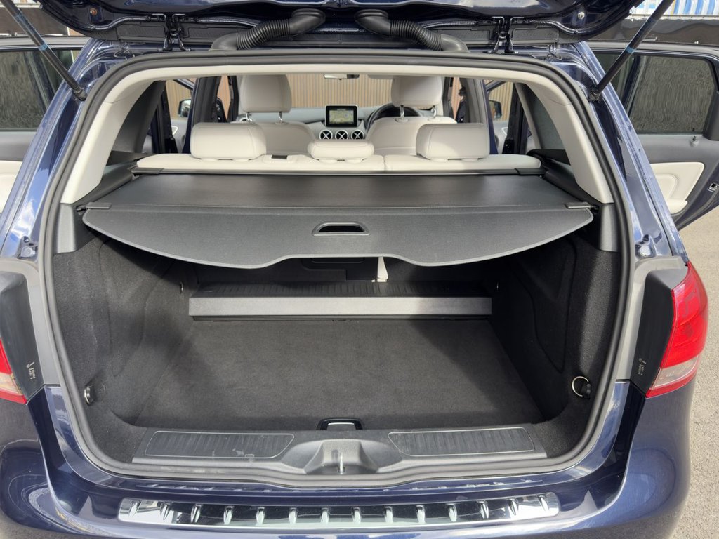 Used Mercedes-Benz B Class 2018 for sale - 77898933: Photo 15