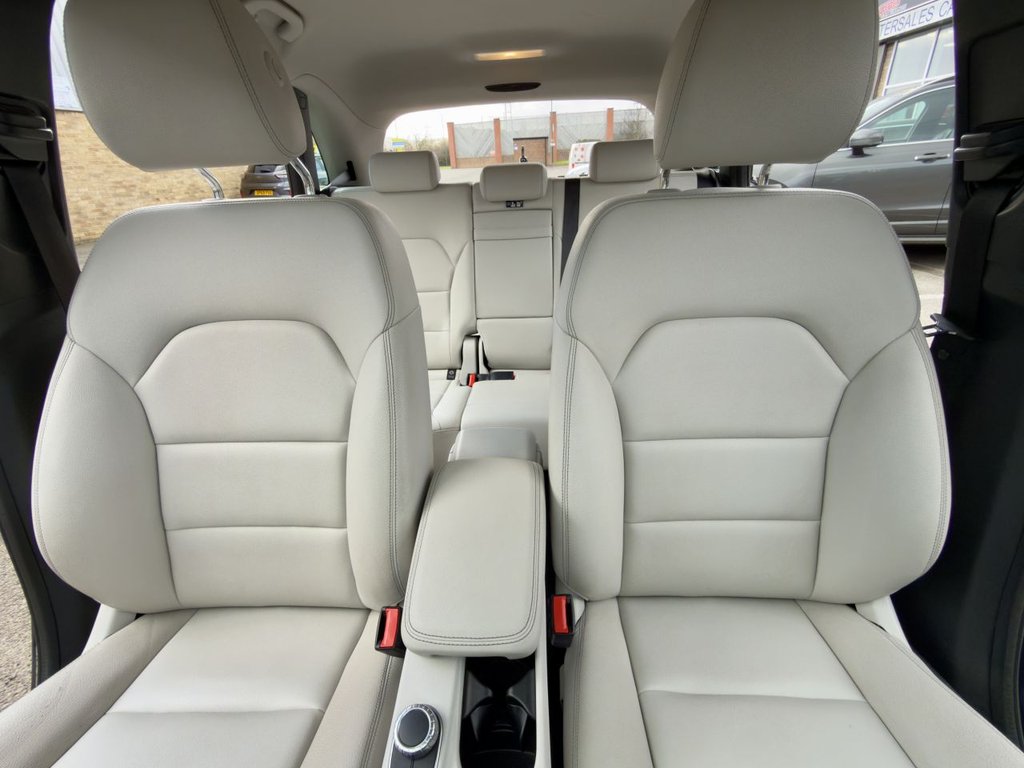 Used Mercedes-Benz B Class 2018 for sale - 77898933: Photo 21