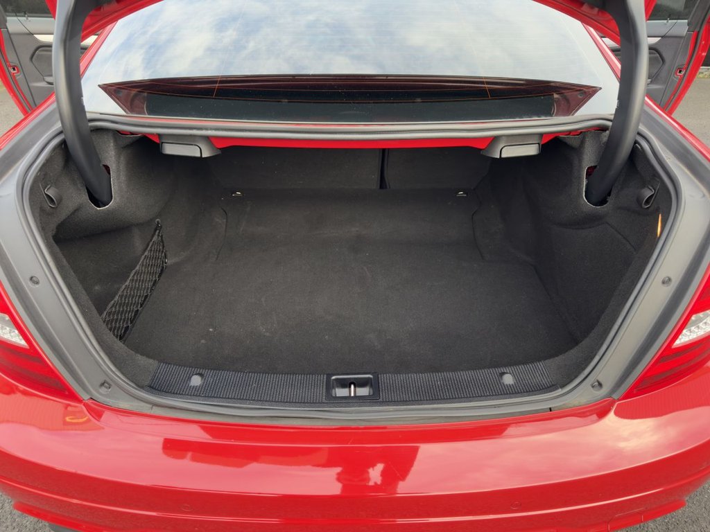 Used Mercedes-Benz C Class 2015 for sale - 76966263: Photo 11