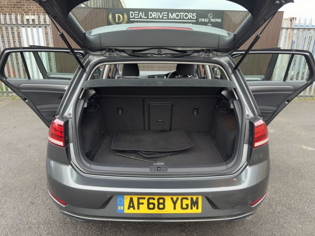 Used Volkswagen Golf 2018 for sale - 77205471: Photo 13