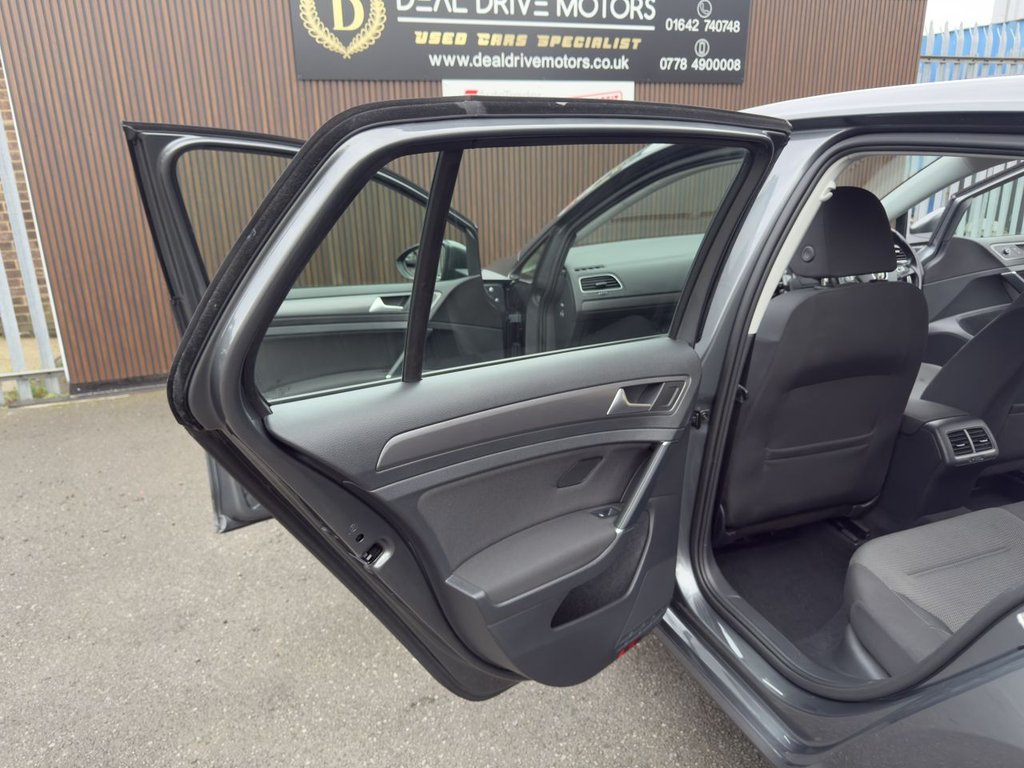 Used Volkswagen Golf 2018 for sale - 77205471: Photo 14