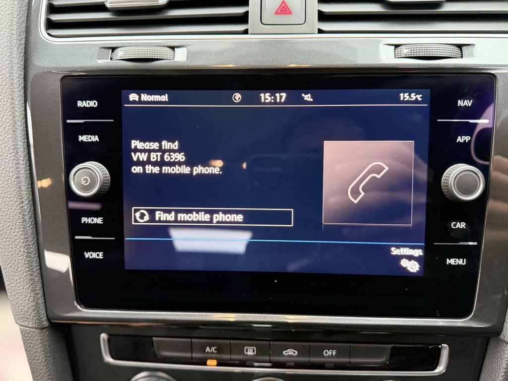 Used Volkswagen Golf 2018 for sale - 77205471: Photo 33