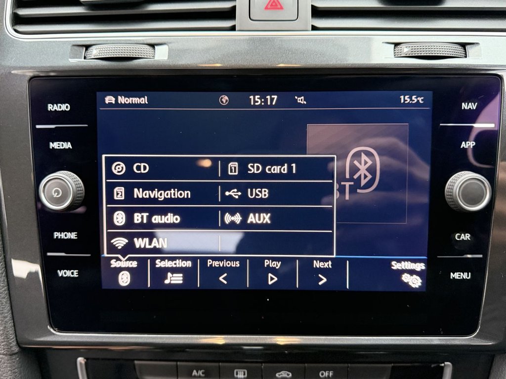 Used Volkswagen Golf 2018 for sale - 77205471: Photo 34