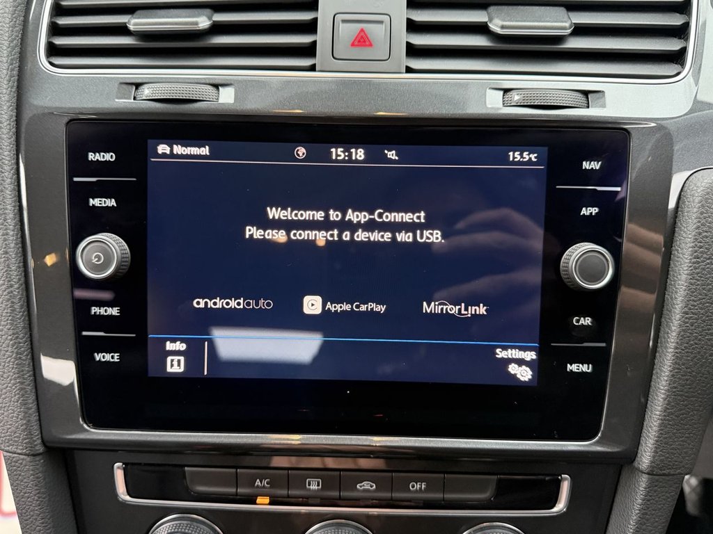 Used Volkswagen Golf 2018 for sale - 77205471: Photo 42