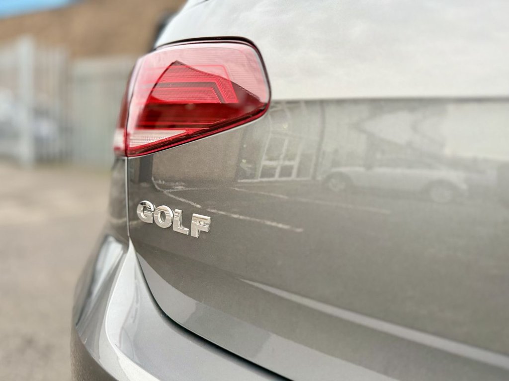 Used Volkswagen Golf 2018 for sale - 77205471: Photo 48