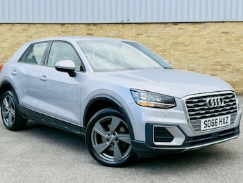 Audi - Q2