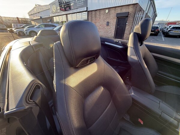 Used Mercedes-Benz E-Class 2015 for sale - 76248515: Photo 46