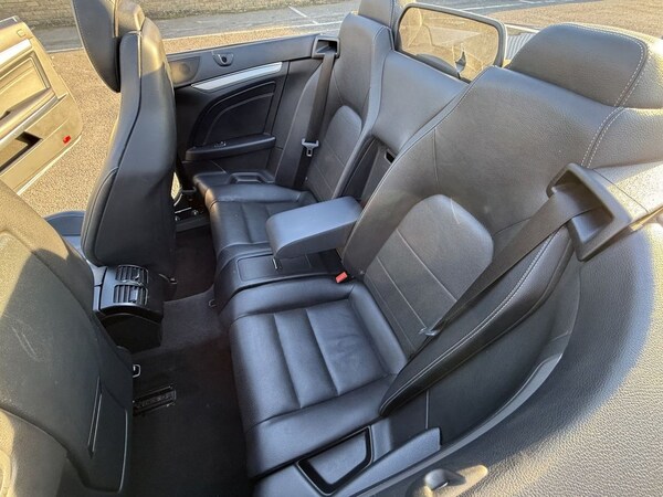 Used Mercedes-Benz E-Class 2015 for sale - 76248515: Photo 48