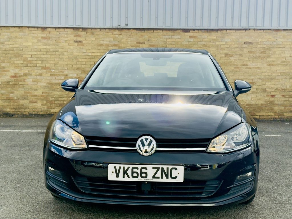 Used Volkswagen Golf 2016 for sale - 76092422: Photo 2