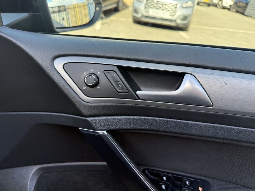 Used Volkswagen Golf 2016 for sale - 76092422: Photo 21