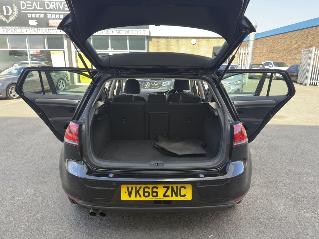 Used Volkswagen Golf 2016 for sale - 76092422: Photo 38