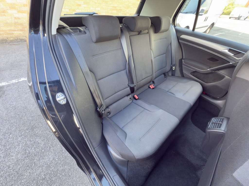 Used Volkswagen Golf 2016 for sale - 76092422: Photo 9