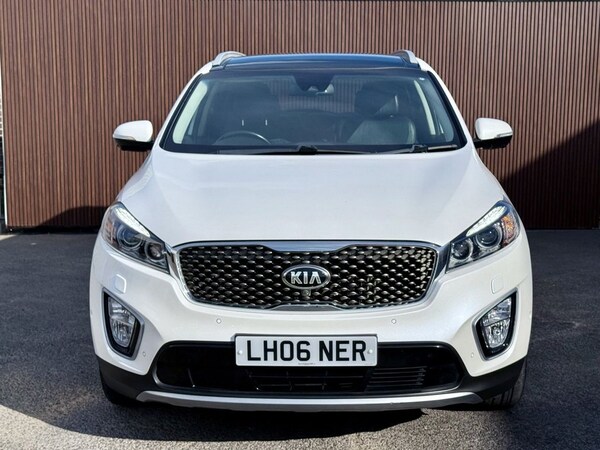 Used Kia Sorento 2015 for sale - 76248519: Photo 2