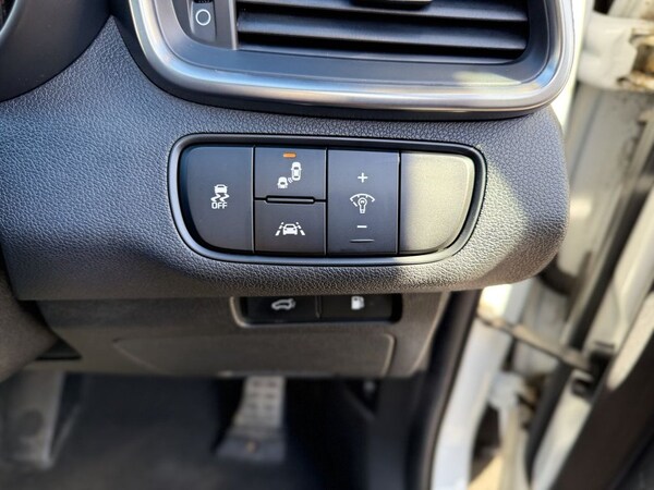 Used Kia Sorento 2015 for sale - 76248519: Photo 37