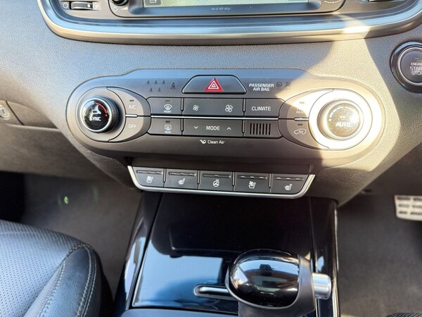 Used Kia Sorento 2015 for sale - 76248519: Photo 44