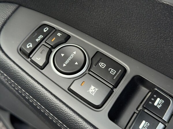 Used Kia Sorento 2017 for sale - 76056903: Photo 23