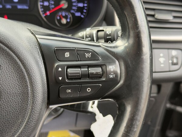 Used Kia Sorento 2017 for sale - 76056903: Photo 30