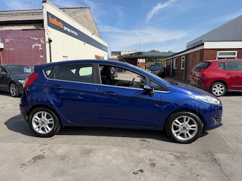 Used Ford Fiesta 2016 for sale - 79328370: Photo