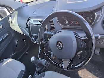 Used Renault Captur 2014 for sale - 78152941: Photo