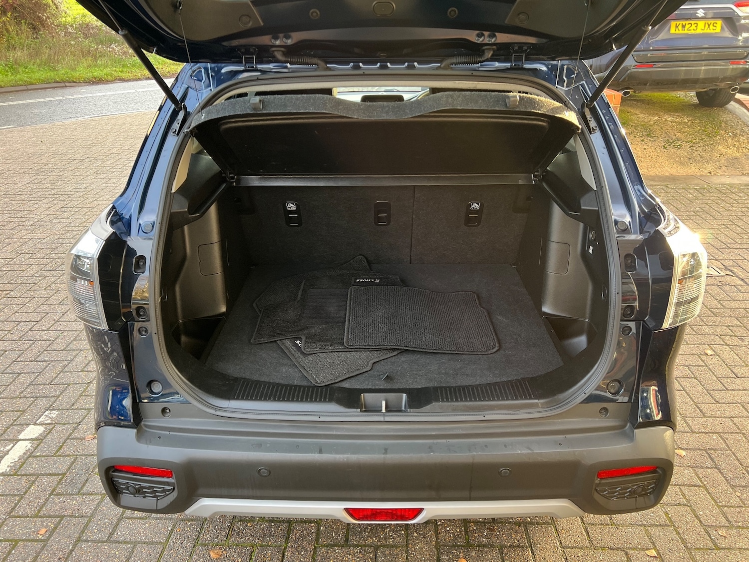 Used Suzuki SX4 S-Cross 2023 for sale - 76738308: Photo 7