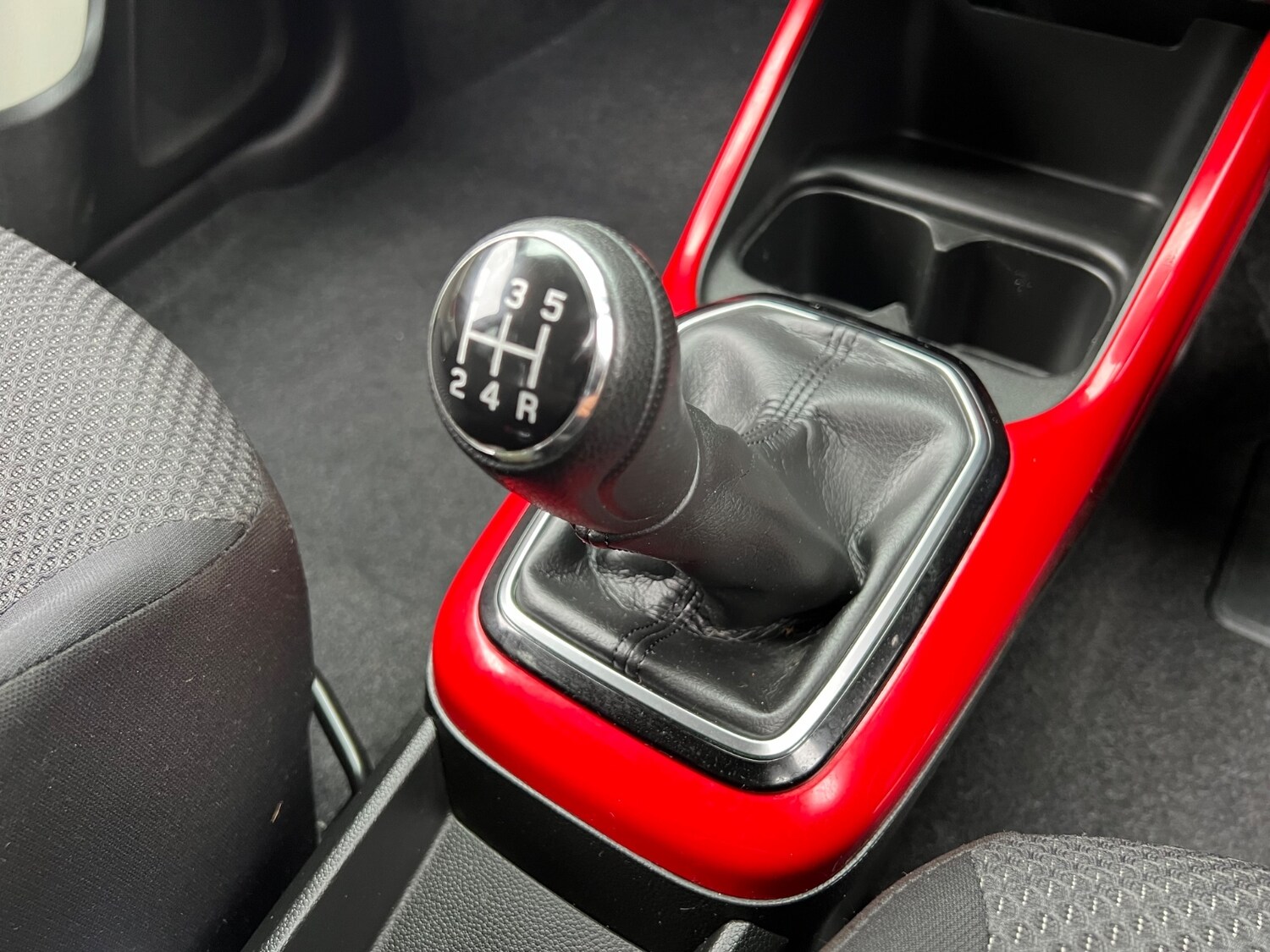 Used Suzuki Ignis 2017 for sale - 78136993: Photo 25