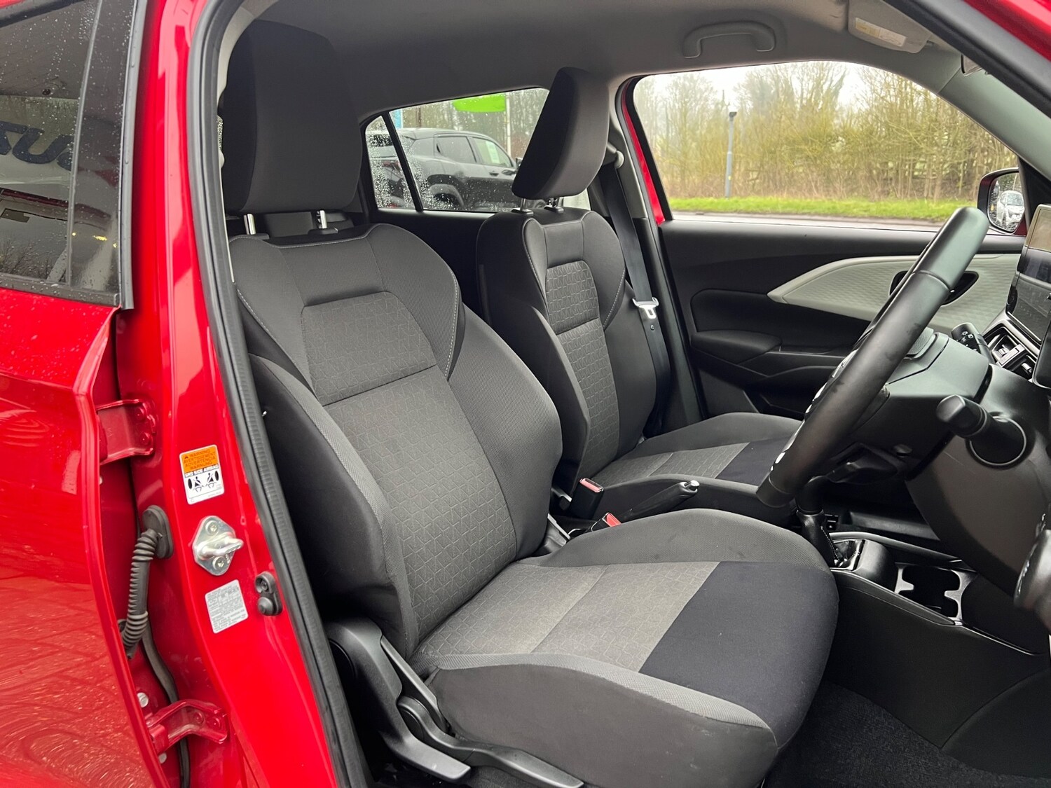 Used Suzuki Swift 2024 for sale - 77366910: Photo 31