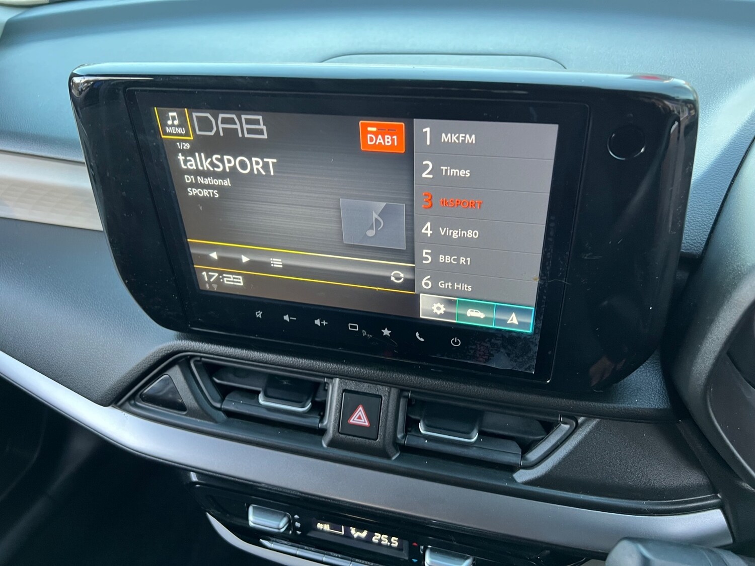 Used Suzuki Swift 2024 for sale - 77841501: Photo 18