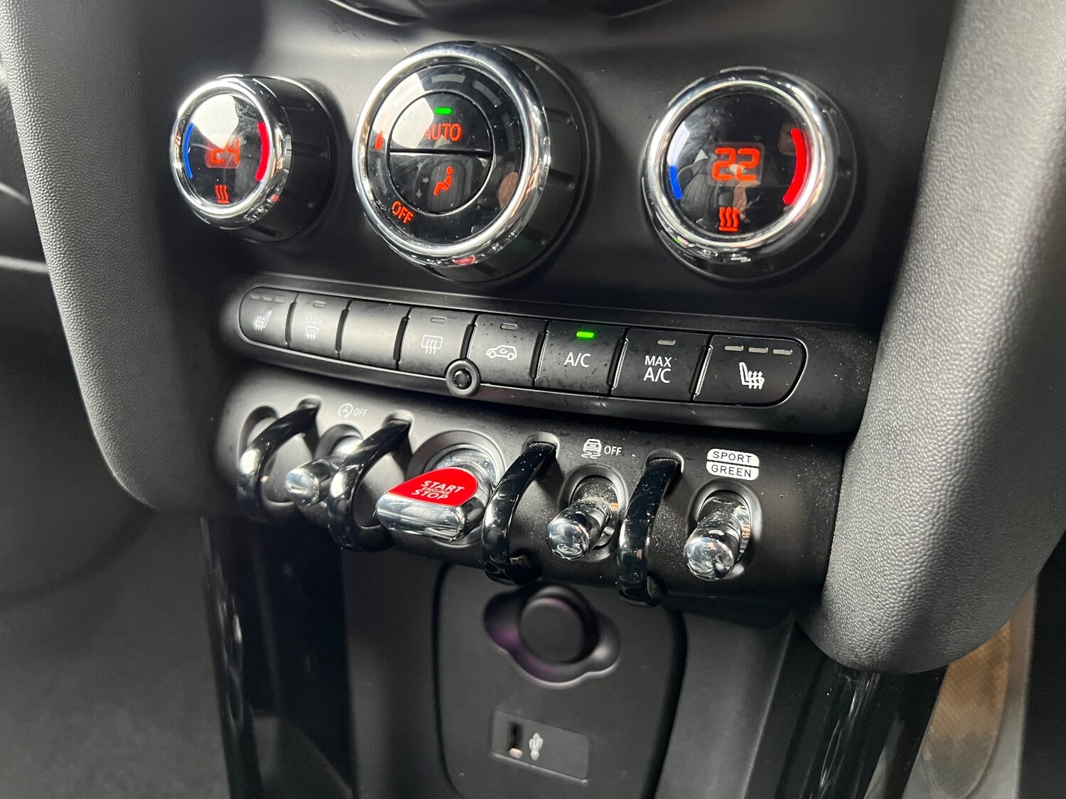 Used MINI Hatch 2022 for sale - 76851191: Photo 27