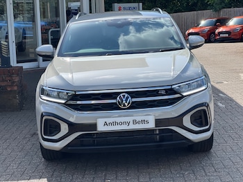 Used Volkswagen T-Roc 2024 for sale - 78682013: Photo