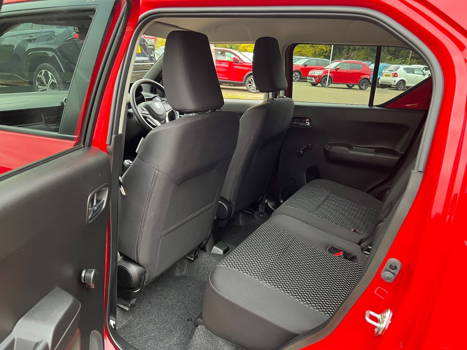 Used Suzuki Ignis 2021 for sale - 76650070: Photo 10