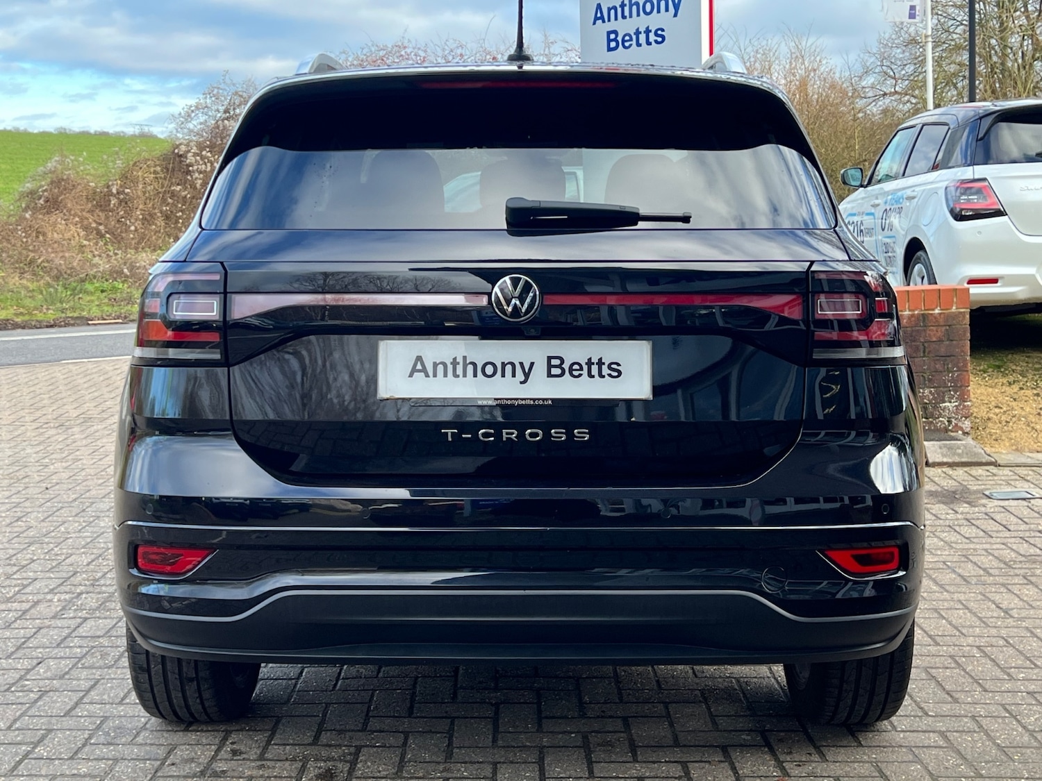 Used Volkswagen T-Cross 2023 for sale - 77293457: Photo 7