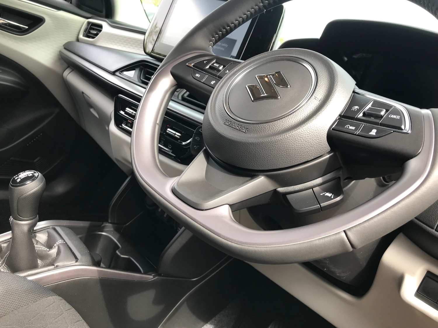 Used Suzuki Swift 2025 for sale - 77388877: Photo 31