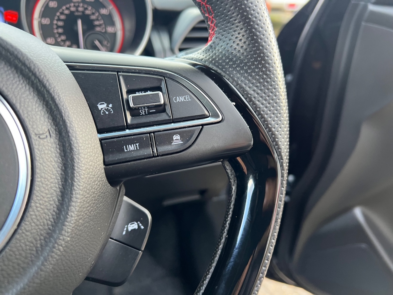 Used Suzuki Swift 2023 for sale - 77393468: Photo 27