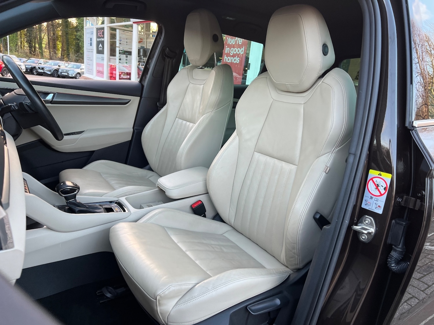 Used Skoda Karoq 2020 for sale - 76888637: Photo 15