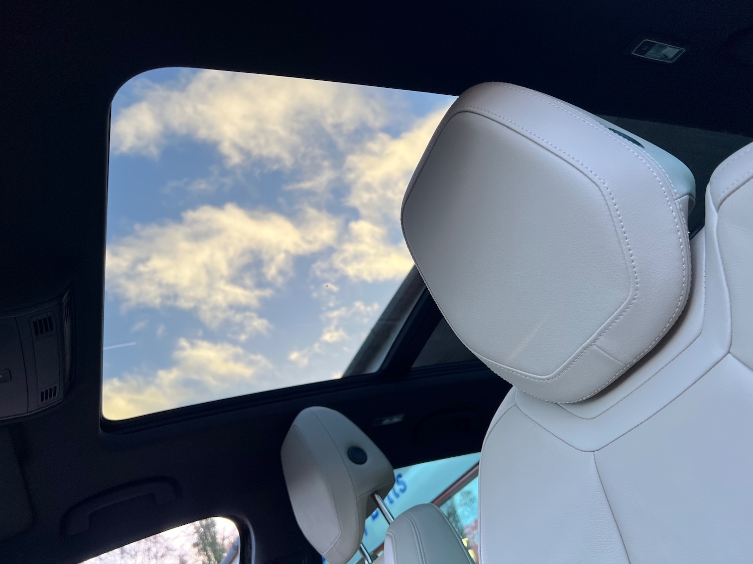 Used Skoda Karoq 2020 for sale - 76888637: Photo 17