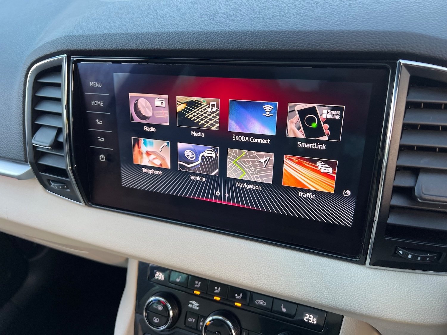 Used Skoda Karoq 2020 for sale - 76888637: Photo 23