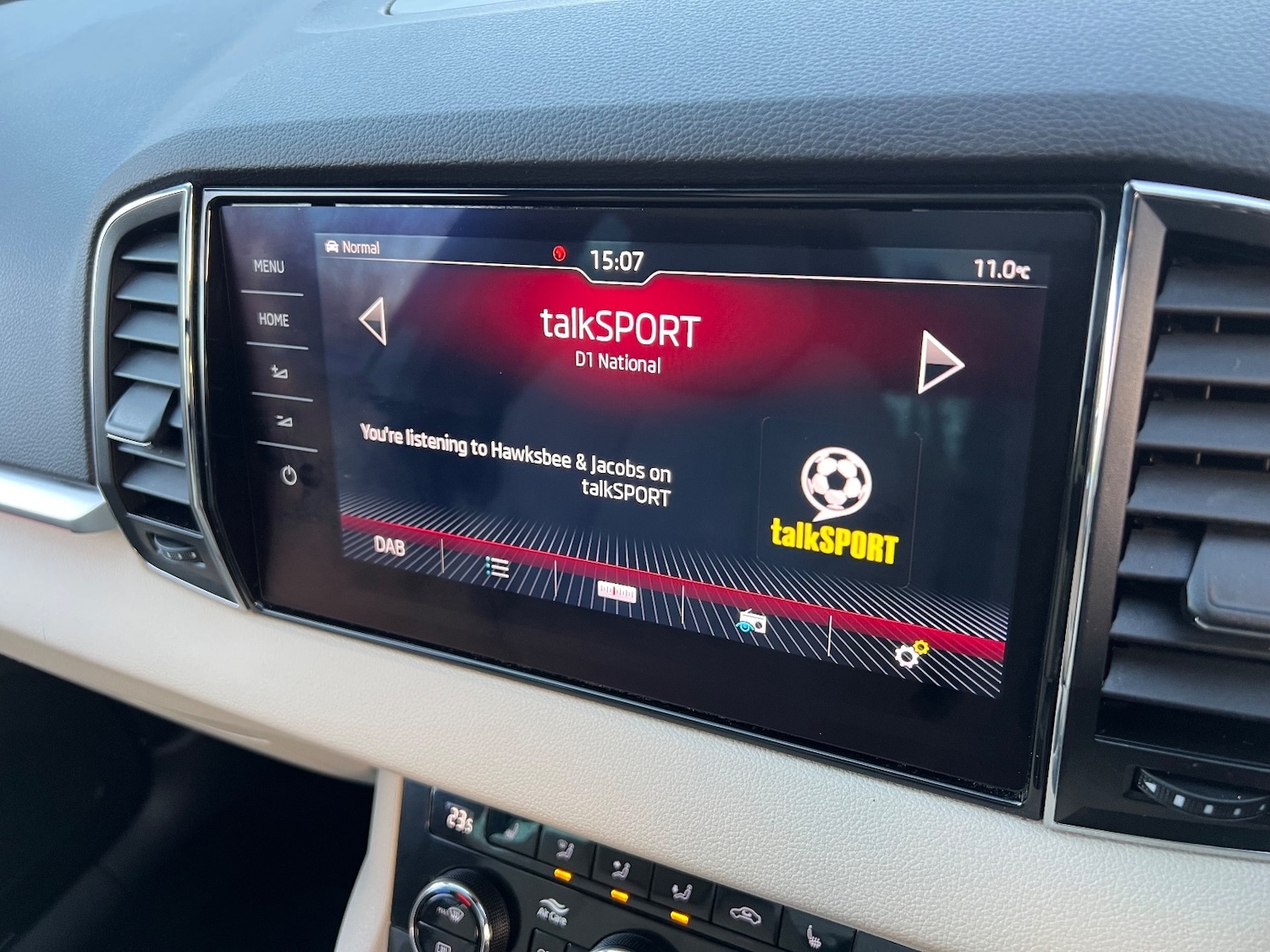 Used Skoda Karoq 2020 for sale - 76888637: Photo 24